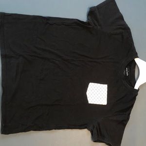 Men’s Black and White Pocket Tee Size Medium